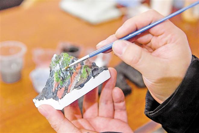 砂石畫里的青春色彩